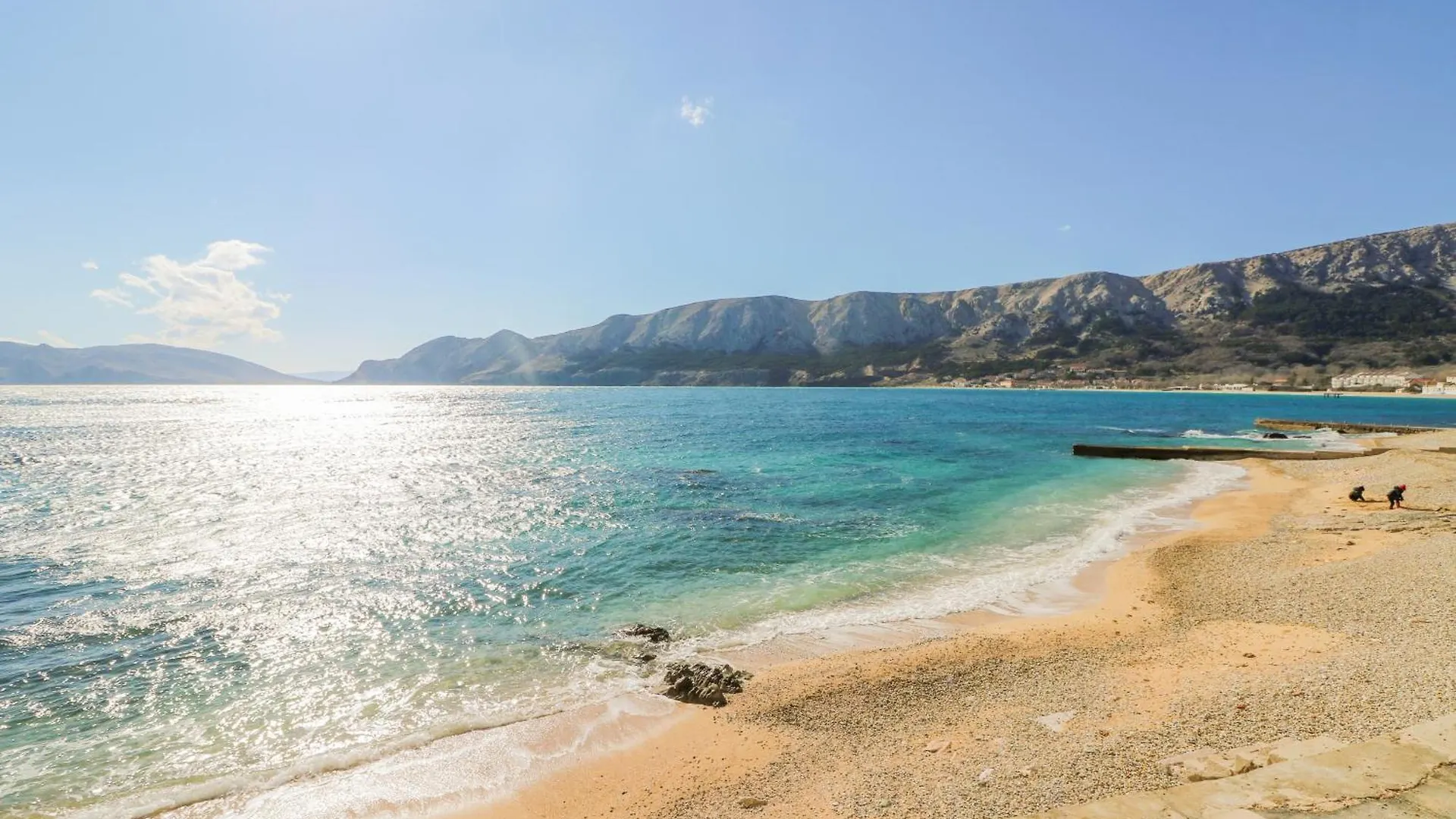 Apartments By The Sea Baska, Krk - 22699 0*, 바슈카 크로아티아